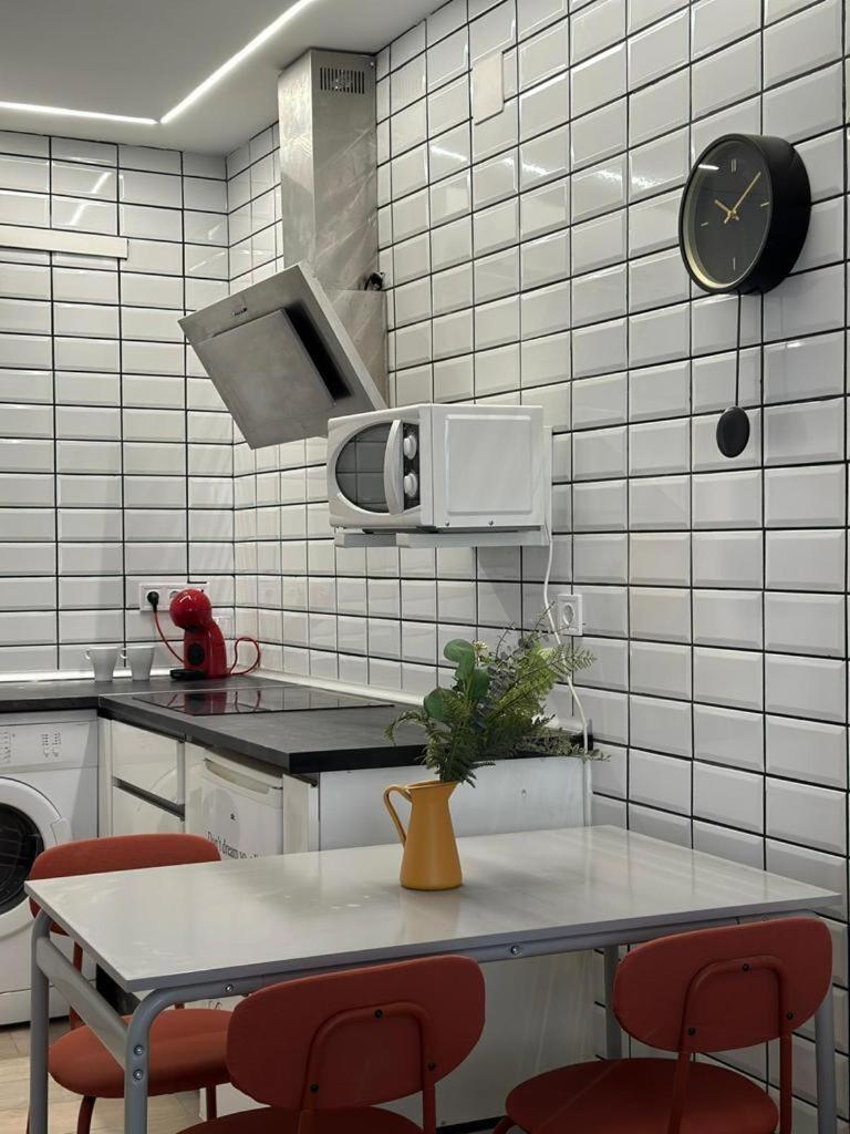 Apartamentos Palma Бенидорм Стая снимка
