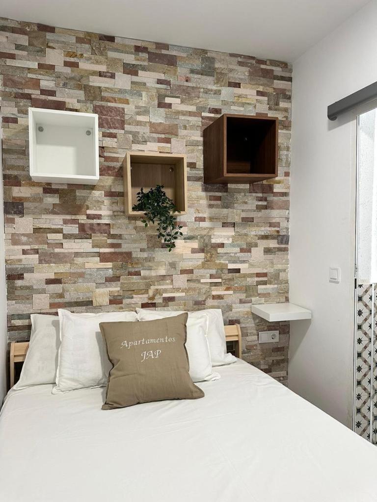 Apartamentos Palma Бенидорм Стая снимка